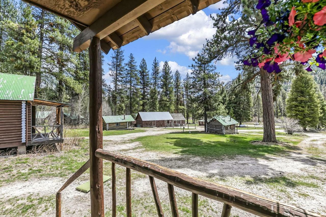 Sawtooth Lodge Stanley Exteriér fotografie